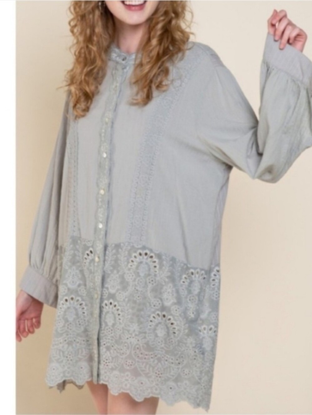 Light Grey Lace Trim Tunic Dress By POL - size L - Picture 6 of 13